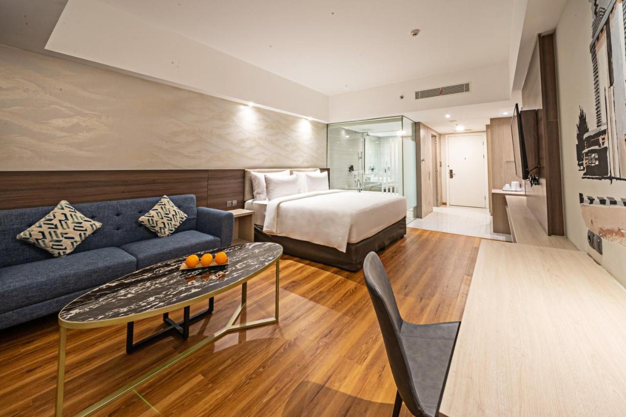 Platinum Hotel Tunjungan Surabaja Zewnętrze zdjęcie