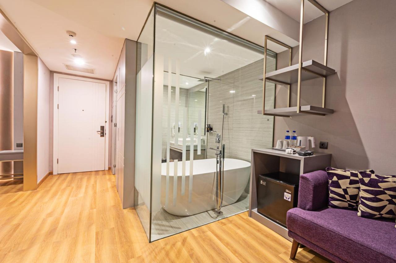 Platinum Hotel Tunjungan Surabaja Zewnętrze zdjęcie