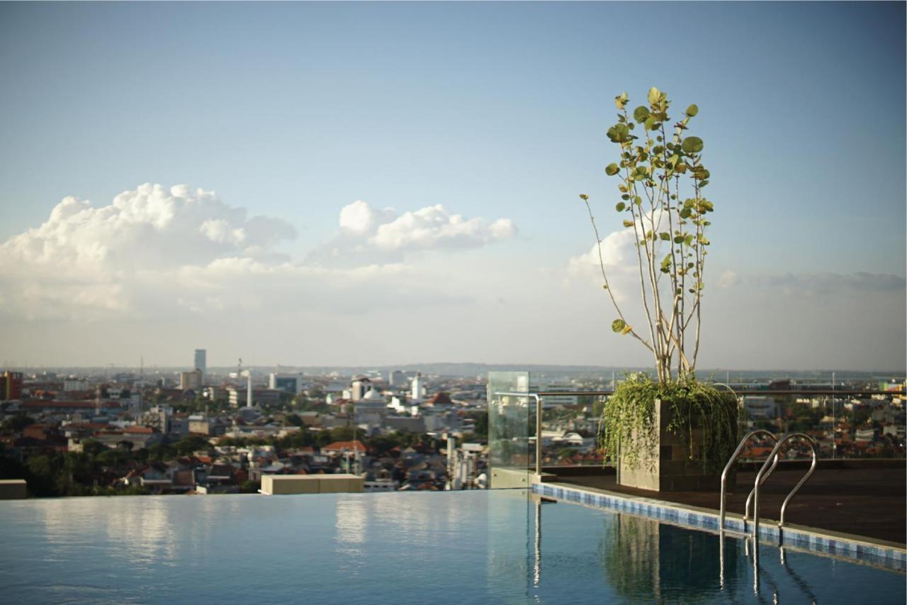 Platinum Hotel Tunjungan Surabaja Zewnętrze zdjęcie