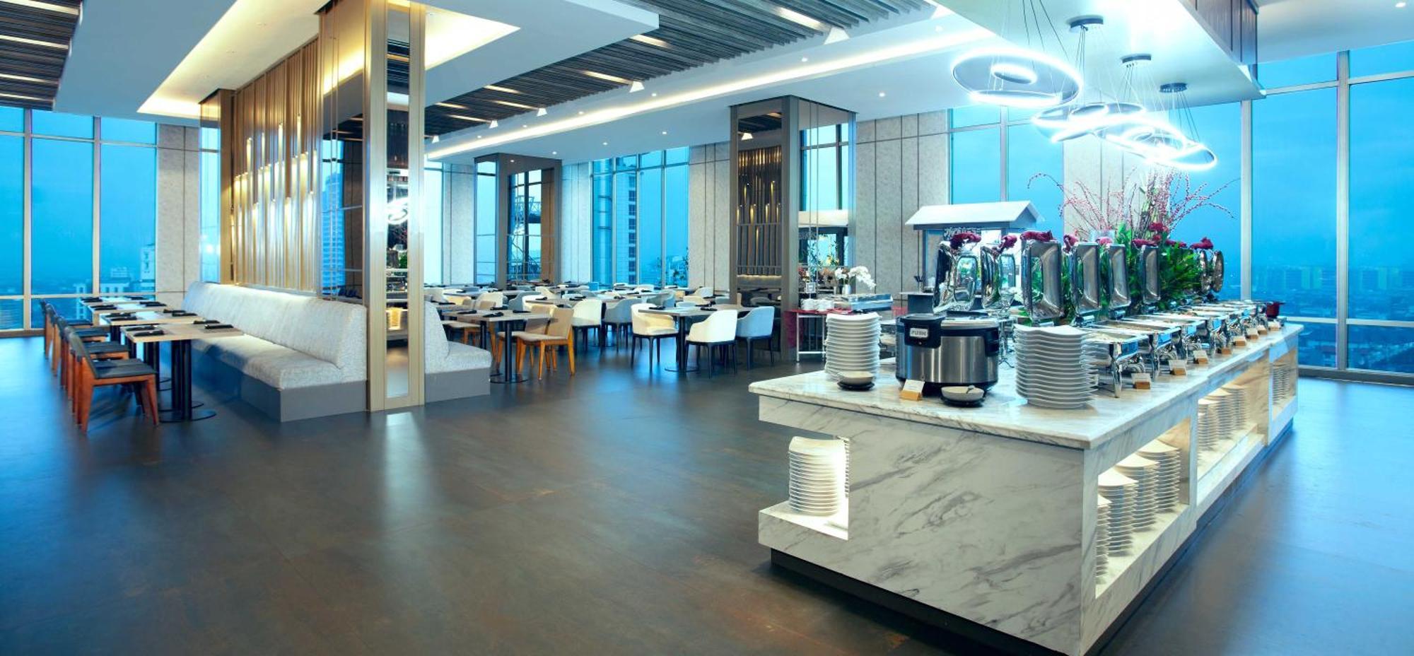 Platinum Hotel Tunjungan Surabaja Zewnętrze zdjęcie