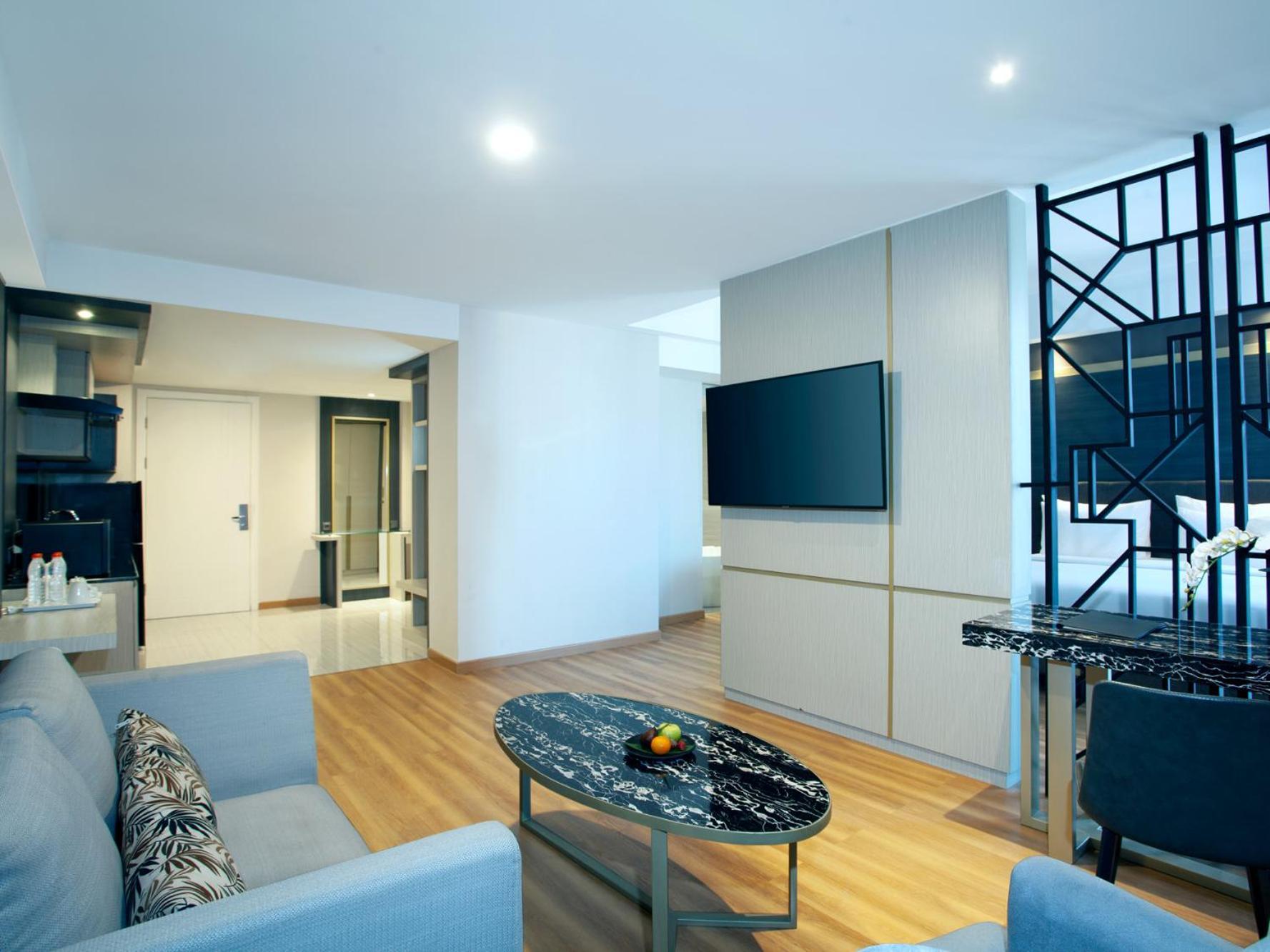 Platinum Hotel Tunjungan Surabaja Zewnętrze zdjęcie